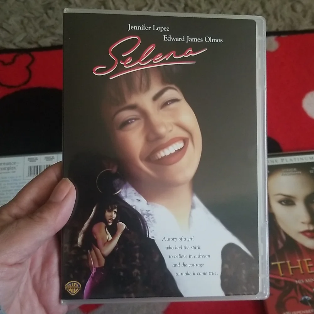 SOLD Selena The Cell and Angel Eyes - Picture 7 of 13